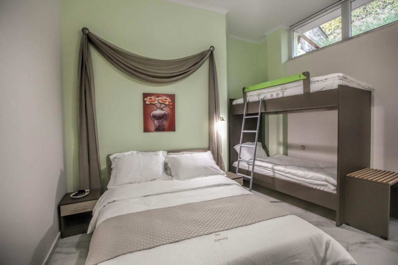 كالامباكا Del Sol #3 Meteora Luxurious Family Suites المظهر الخارجي الصورة